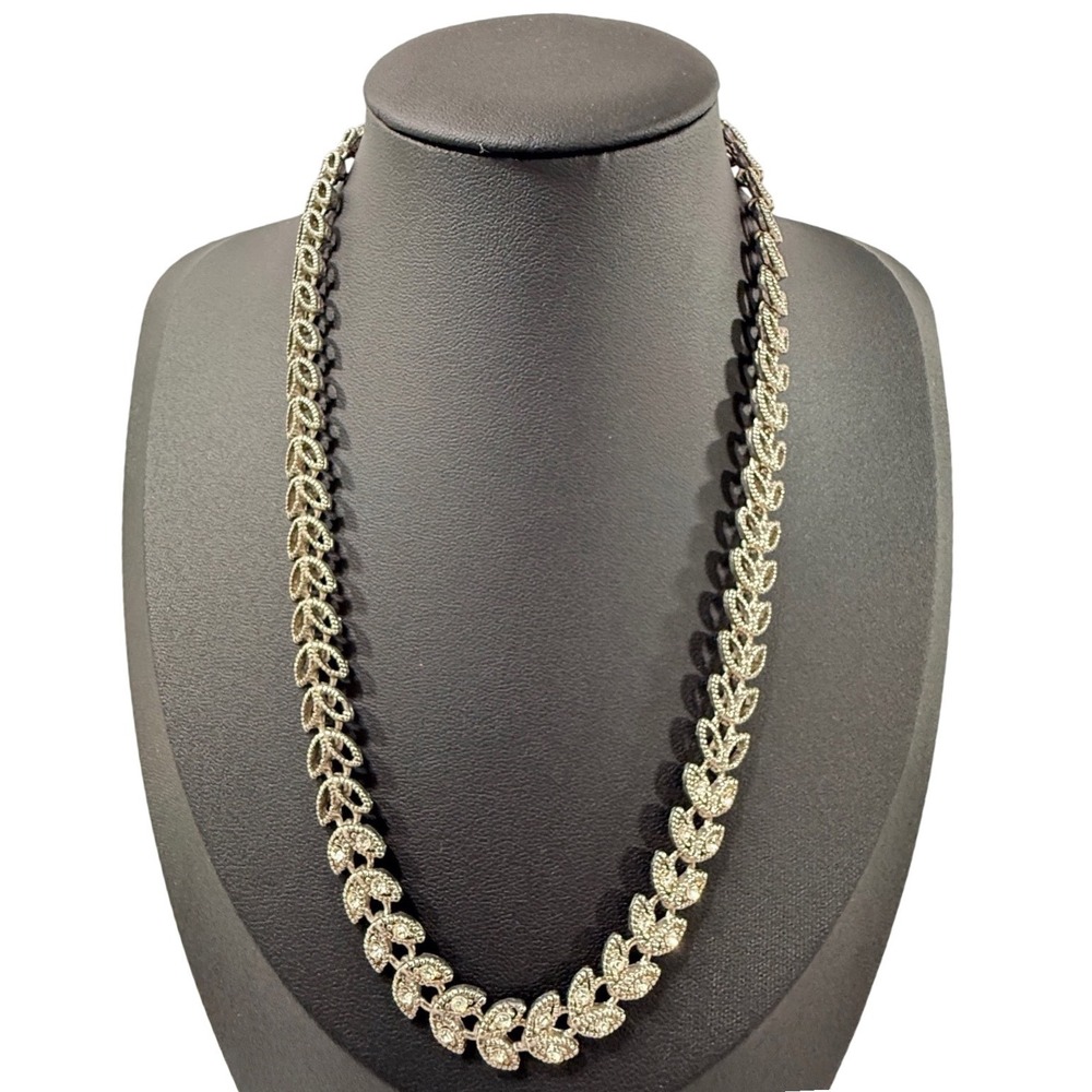 Leaf Link Necklace Womens Rhinestones Silver Tone Elegant Vintage Style Jewelry
